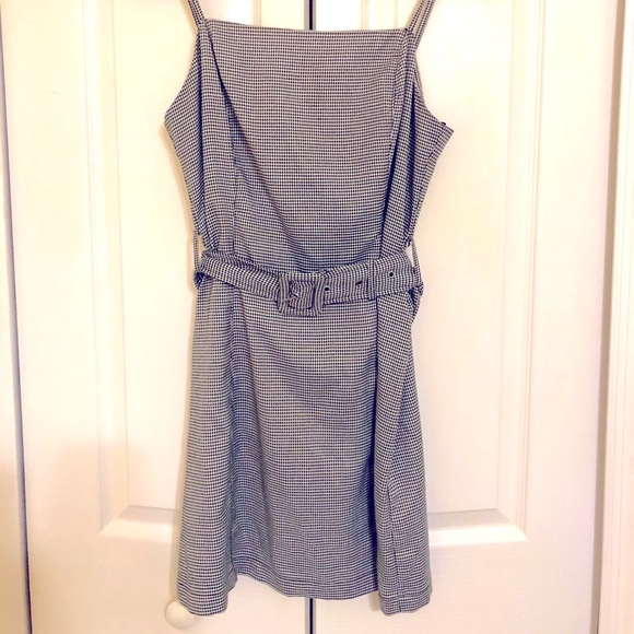 🔲 Mini Dress with Matching Belt - Picture 1 of 5